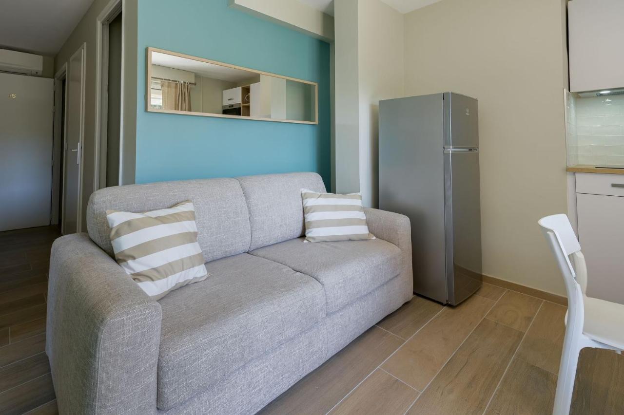 Résidence Rivazur Cavalaire-sur-Mer Extérieur photo
