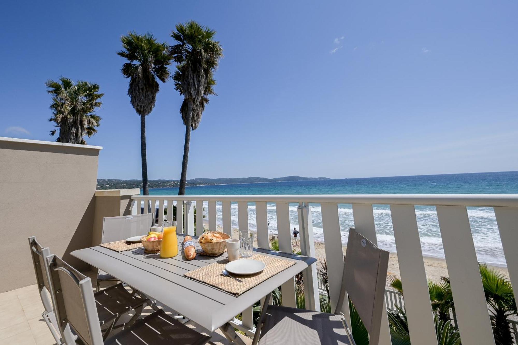 Résidence Rivazur Cavalaire-sur-Mer Extérieur photo