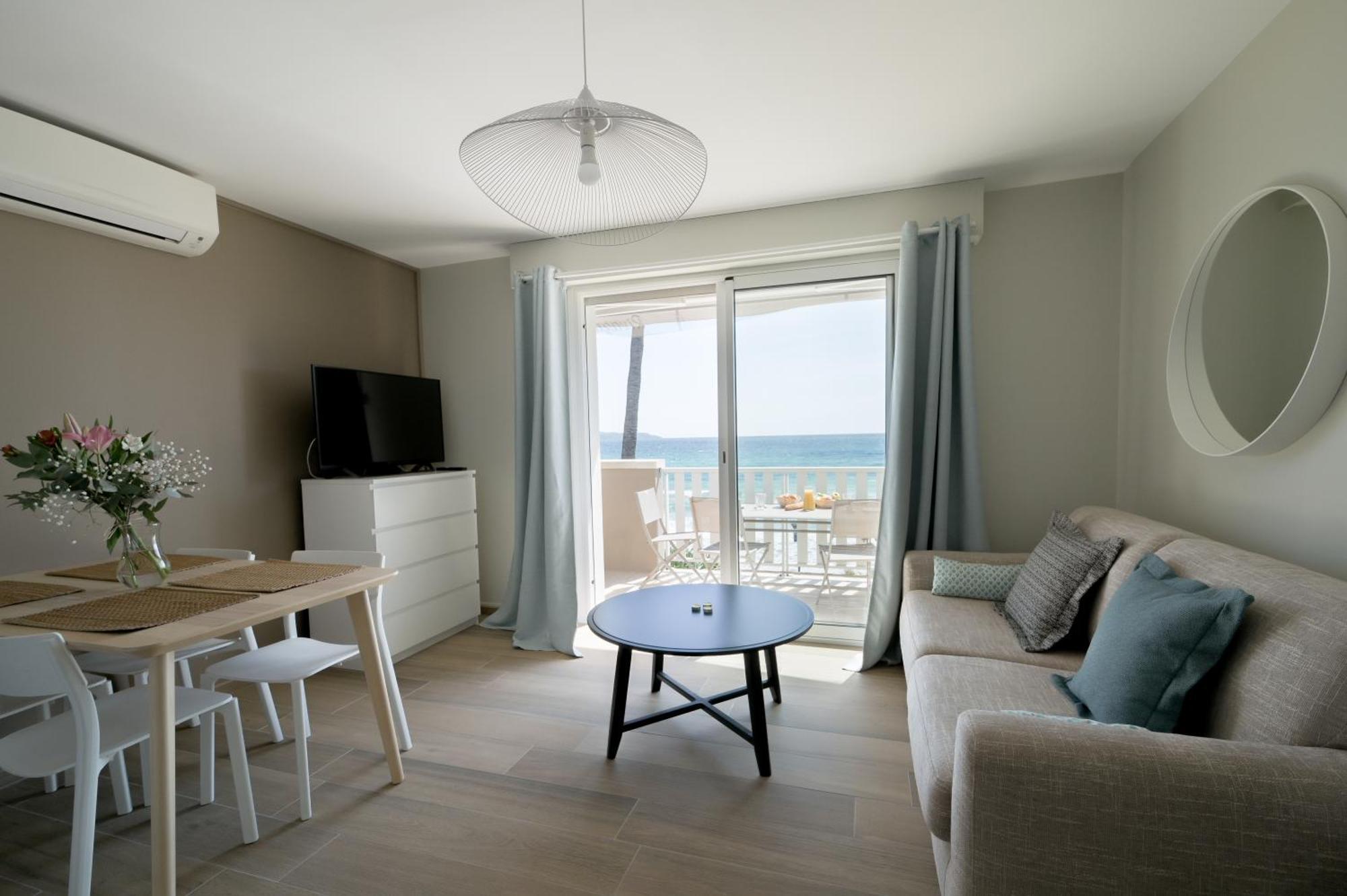 Résidence Rivazur Cavalaire-sur-Mer Extérieur photo