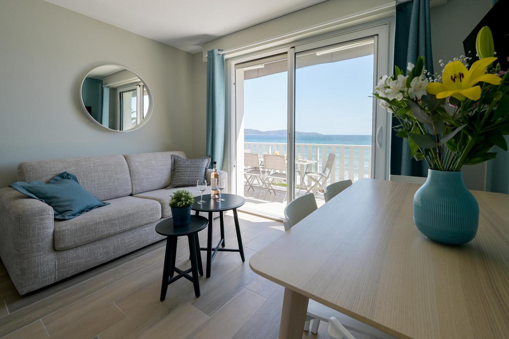 Résidence Rivazur Cavalaire-sur-Mer Extérieur photo